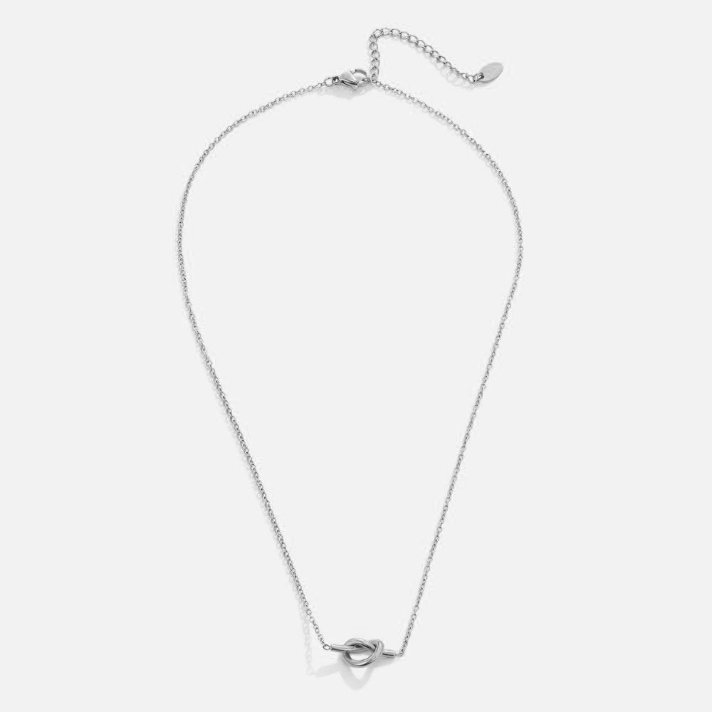 Collar de plata Adela Knoten