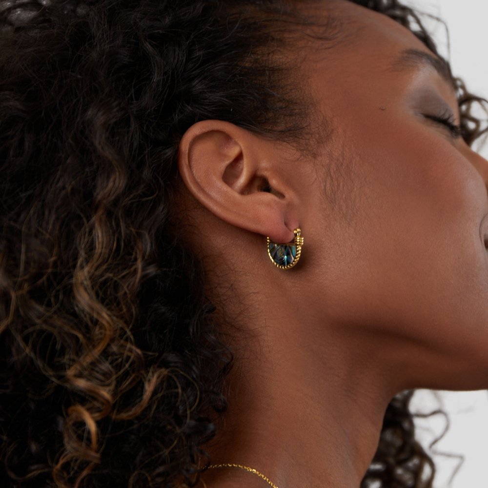 Collar de Conchas Turquesa de Amalfi