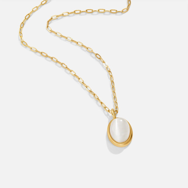 Collar de ópalo blanco